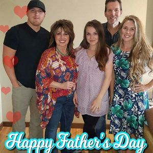 Meet your Posher, Liz